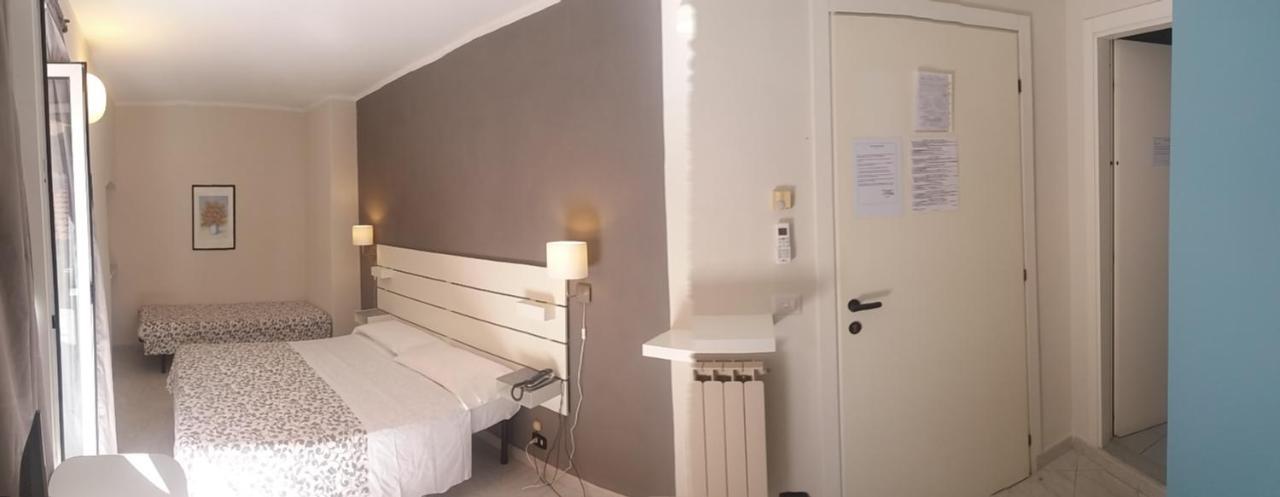 Hotel Malibu Spotorno Εξωτερικό φωτογραφία