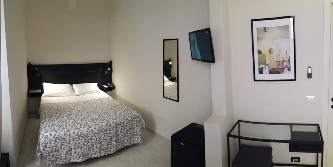 Hotel Malibu Spotorno Εξωτερικό φωτογραφία