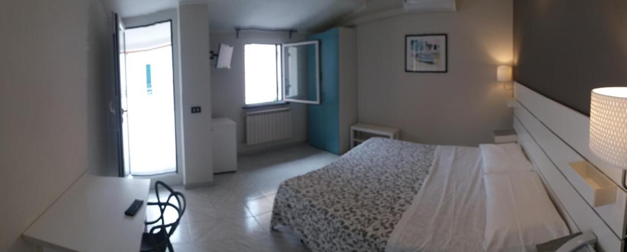 Hotel Malibu Spotorno Εξωτερικό φωτογραφία