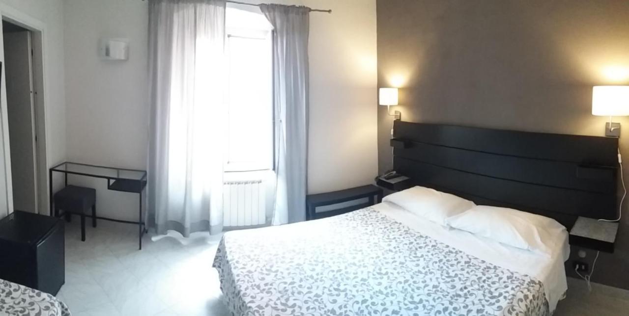 Hotel Malibu Spotorno Εξωτερικό φωτογραφία