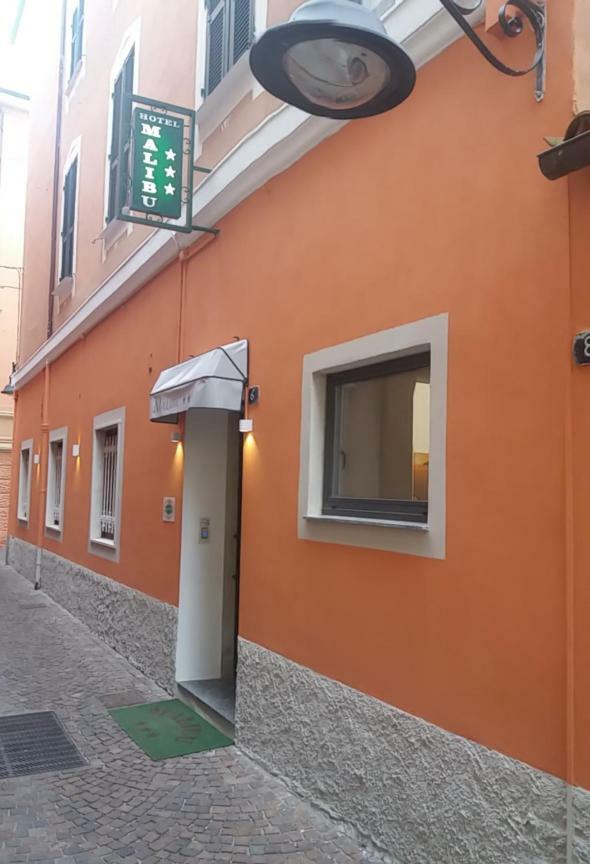 Hotel Malibu Spotorno Εξωτερικό φωτογραφία